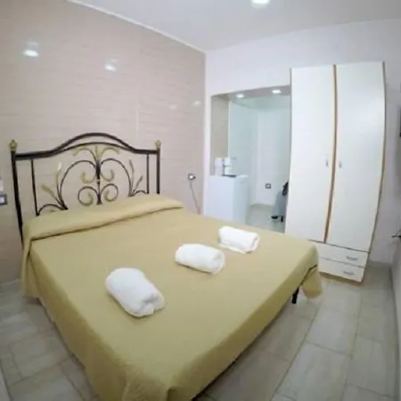 Konukevi Chanel Siraküza